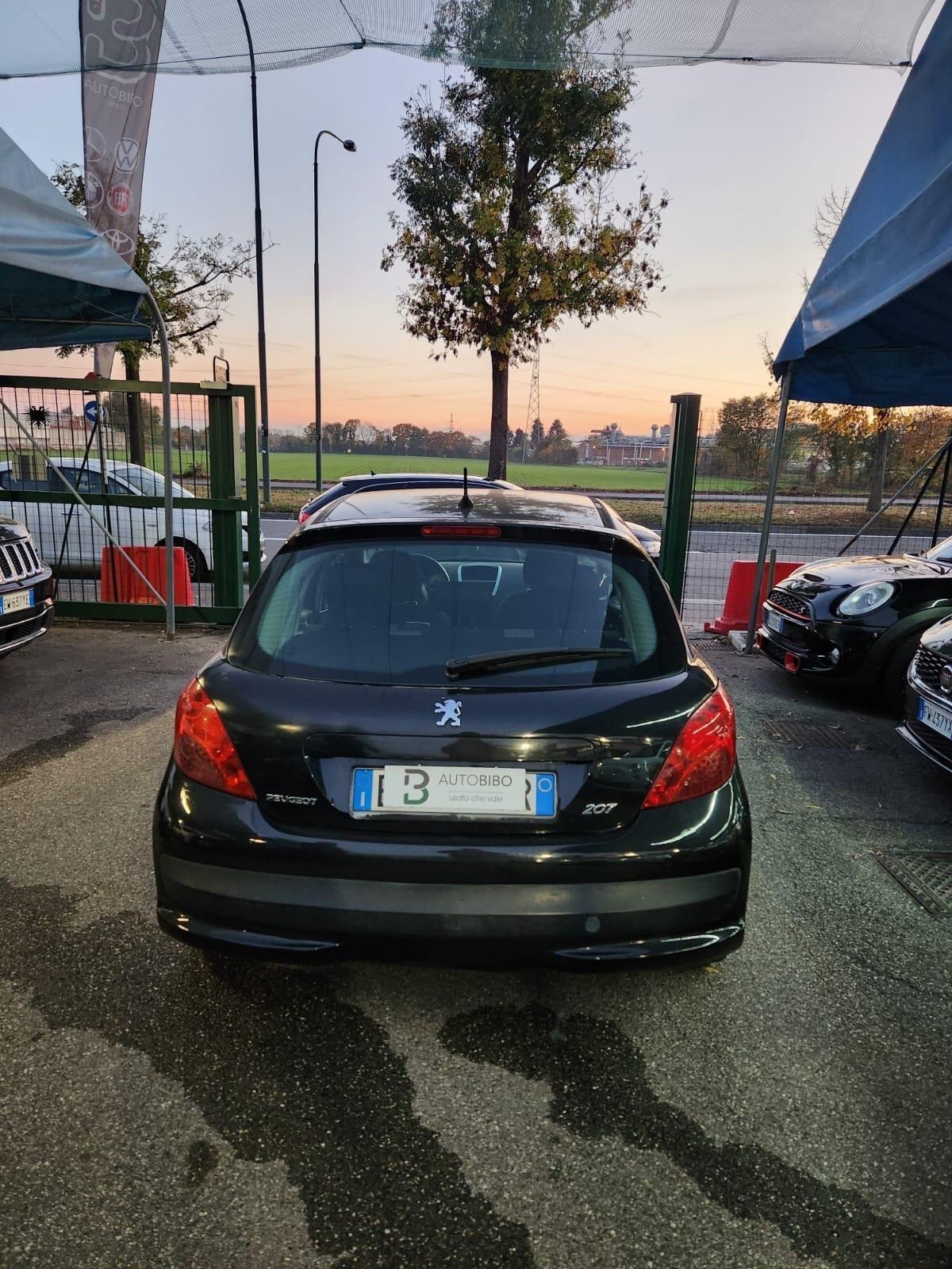 Peugeot 207 1.4 VTi 95CV 5p. Energie