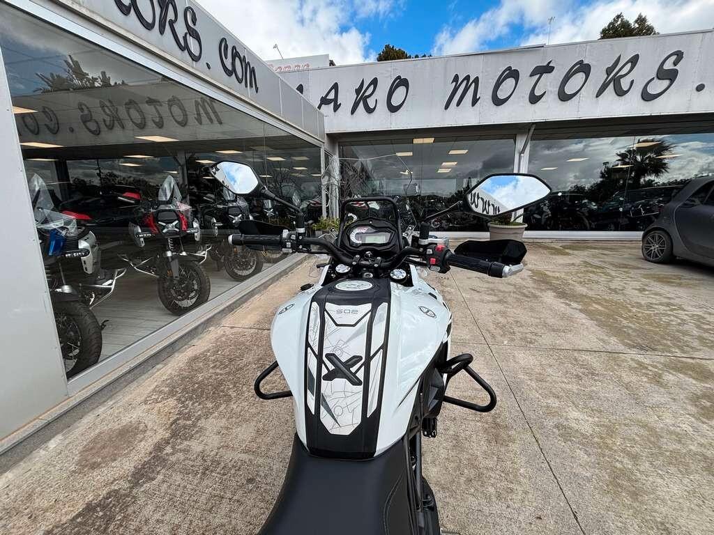 Benelli TRK 502 2021/ KM 17.000 Tua a solo 35 Euro al mese