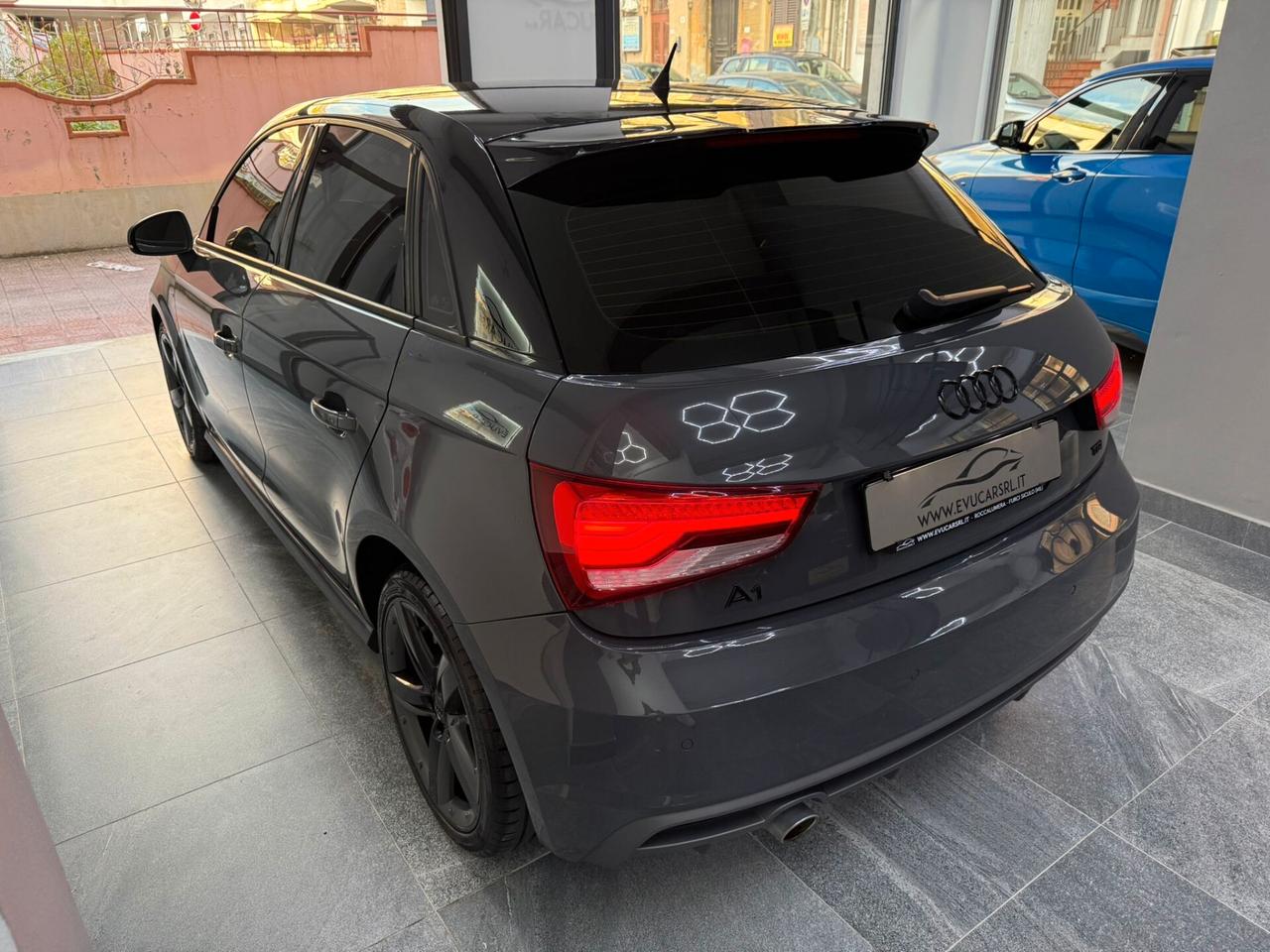 Audi A1 1.6 TDI 116 CV S tronic Sline Edition