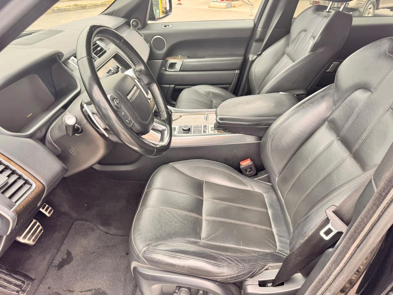 Land Rover Range Sport 3.0 TDV6 SE