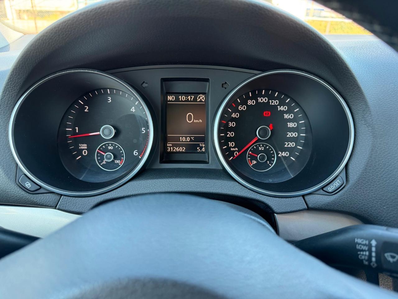 VOLKSWAGEN Golf 6 1.6 TDI 5 porte