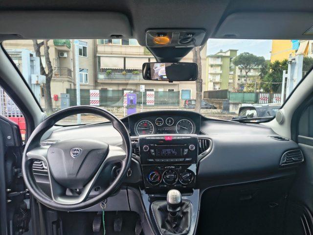 LANCIA Ypsilon 0.9 TwinAir 85 CV 5 porte Metano Ecochic Elefantin