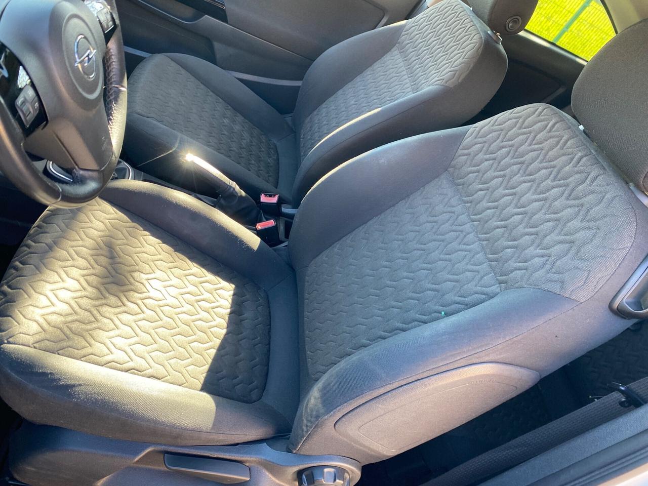 Opel Corsa 1.3 CDTI 75CV Euro5 Ok NEOPATENTATI