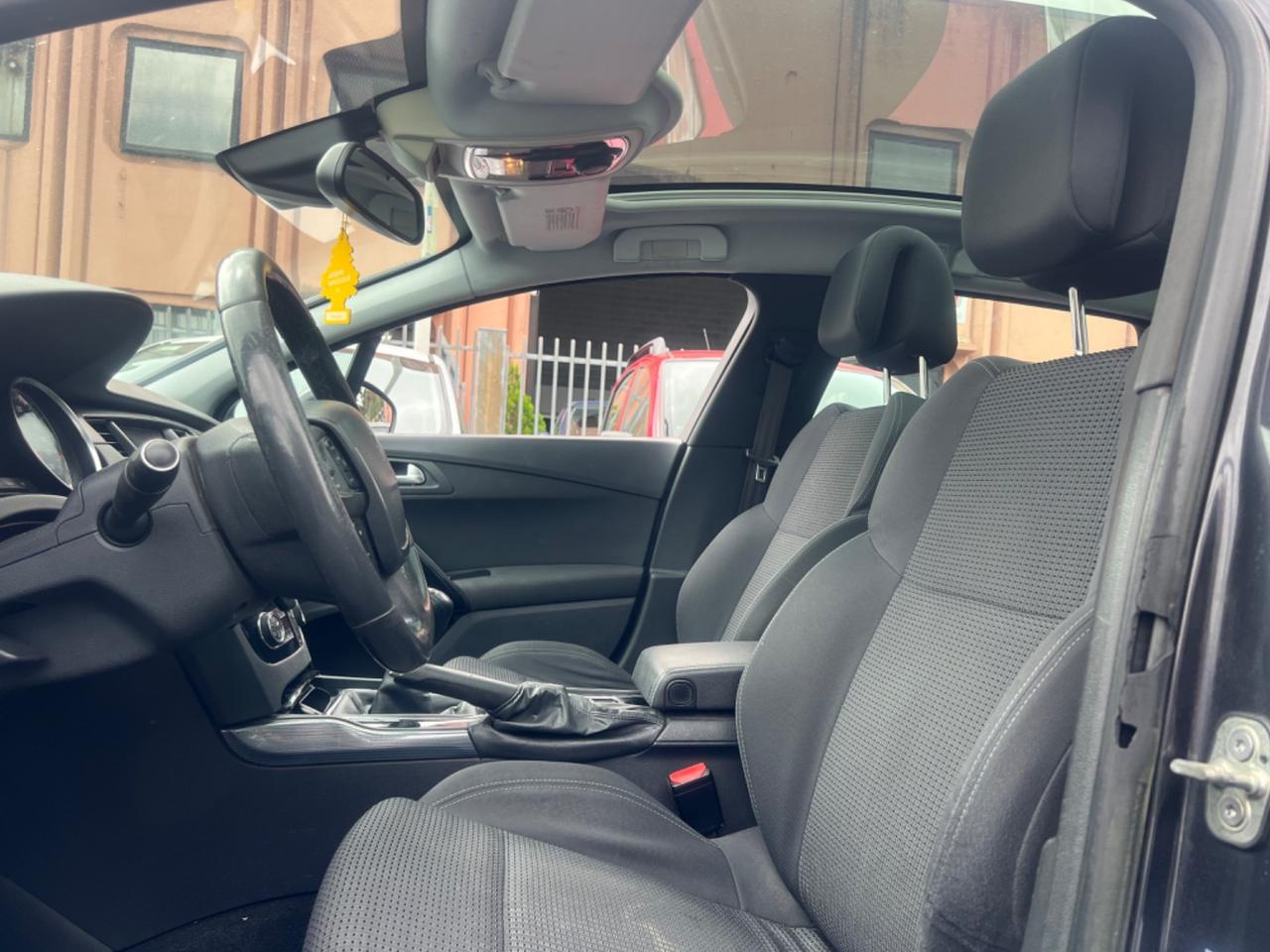 Peugeot 508 2.0 HDi 163CV SW Ciel Allure