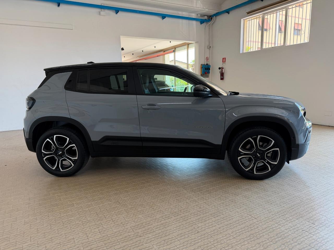 Jeep Avenger 1.2 Turbo 110 CV MHEV Summit AUTO BICOLOR