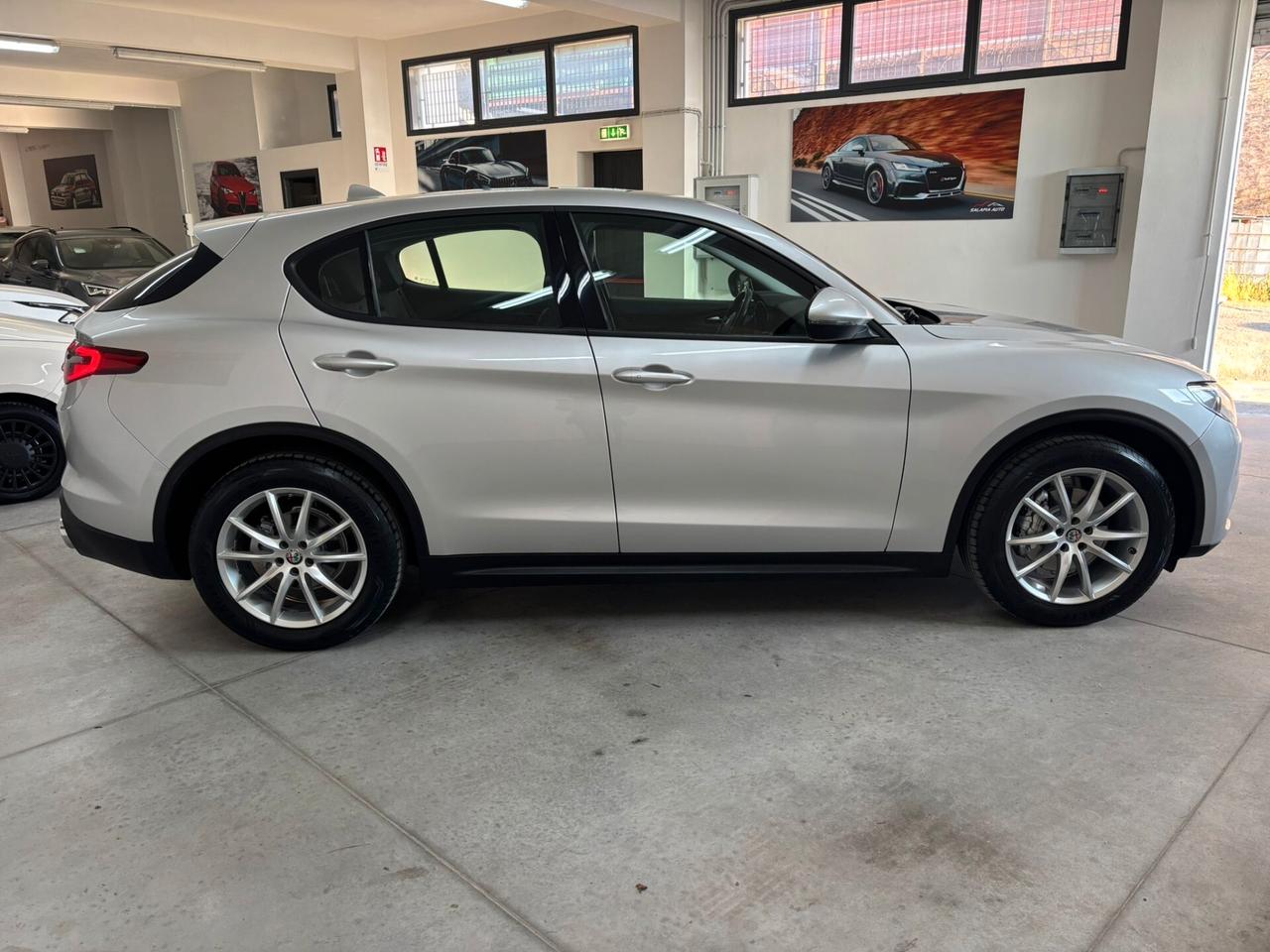 Alfa Romeo Stelvio 2.2 Turbodiesel 190 CV AT8 RWD Executive