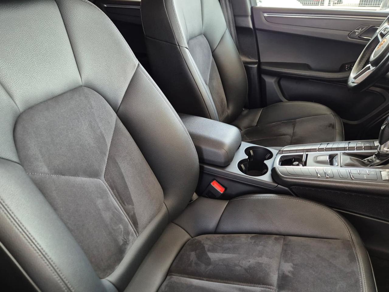 Porsche Macan 2.0 245CV PDK