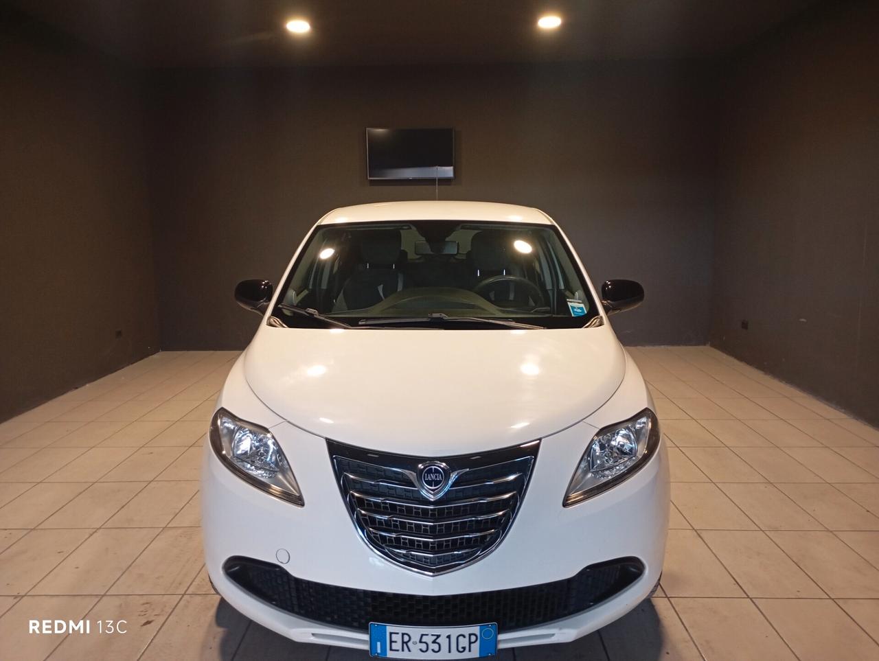 Lancia Ypsilon del 2013 BENZINA/ GPL FINO 2033
