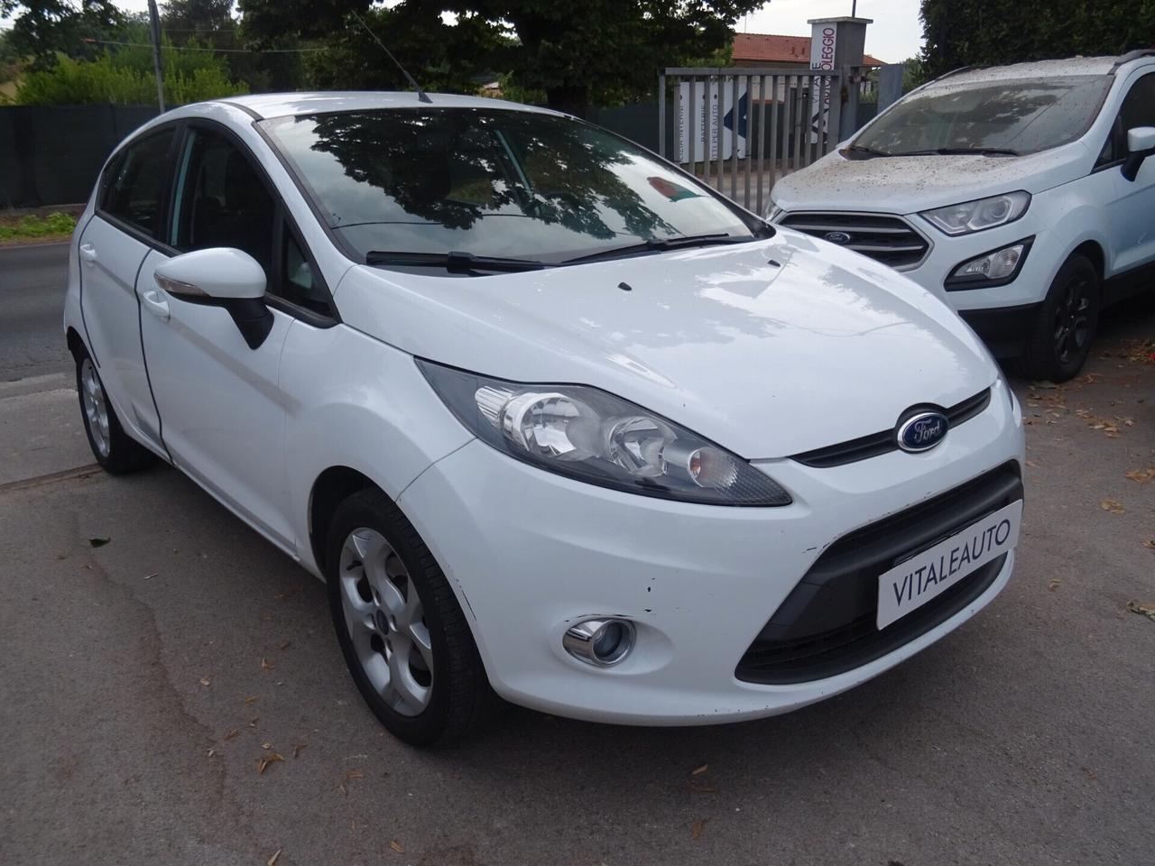 Ford Fiesta 1.2 82 CV 5pTitanium ((KM 21830))