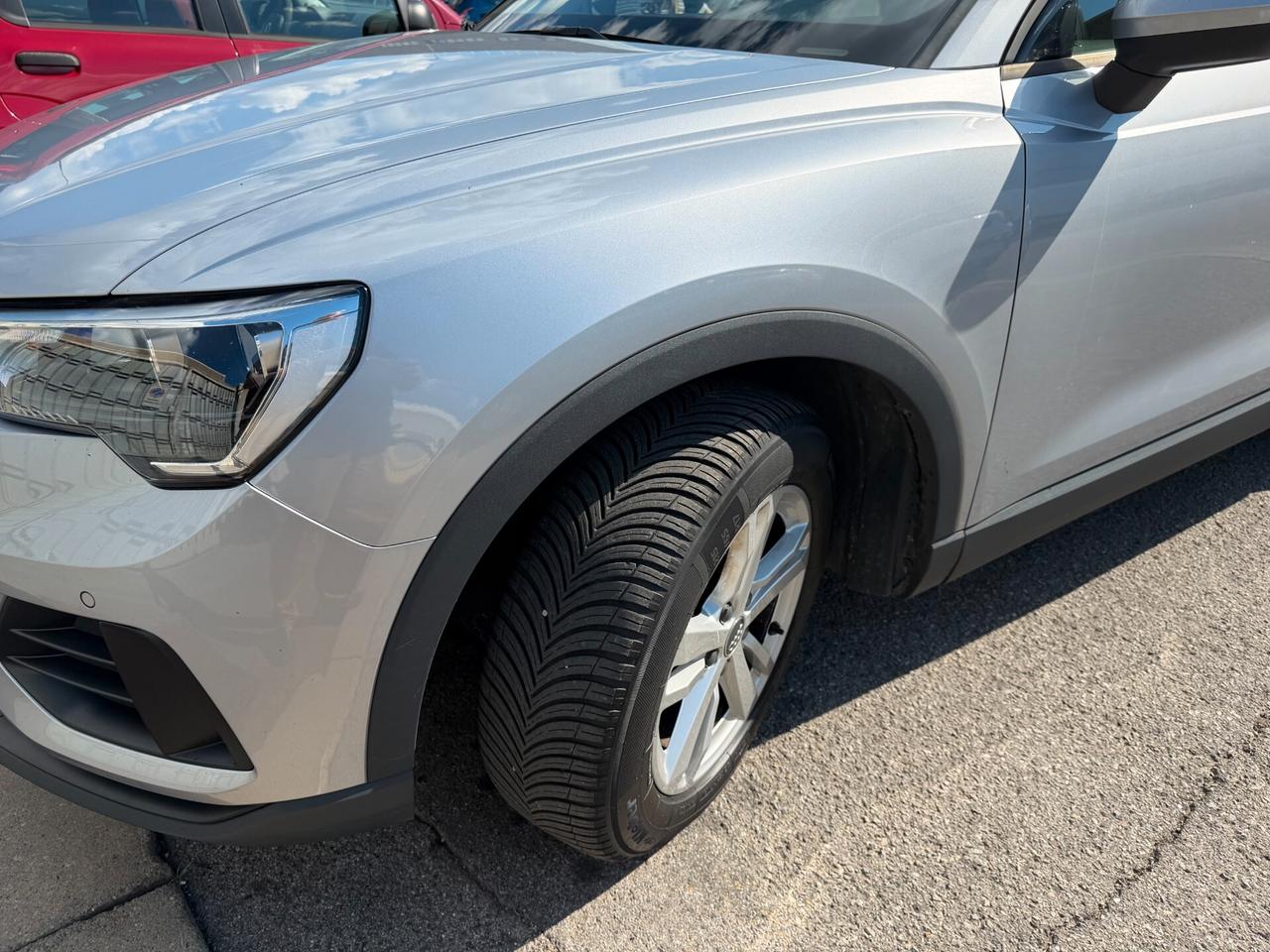 Audi Q3 35 TDI S tronic Business virtual nuovo modello