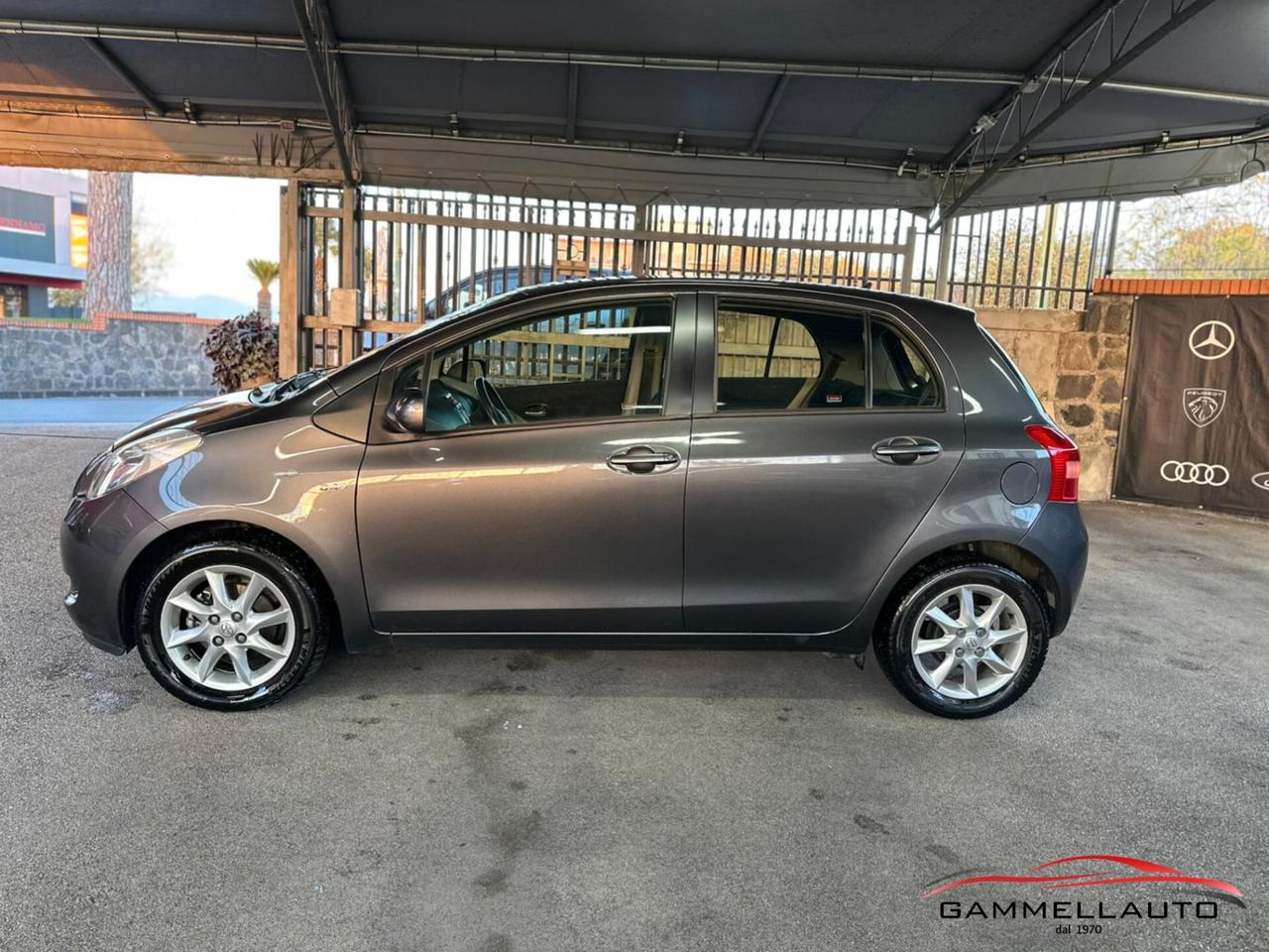 Toyota Yaris 1.4D Navy 90cv