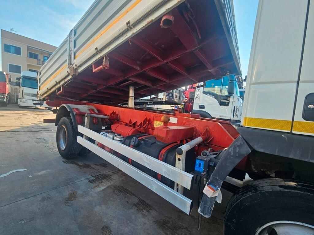 IVECO EUROCARGO 75 RIBALTABILE
