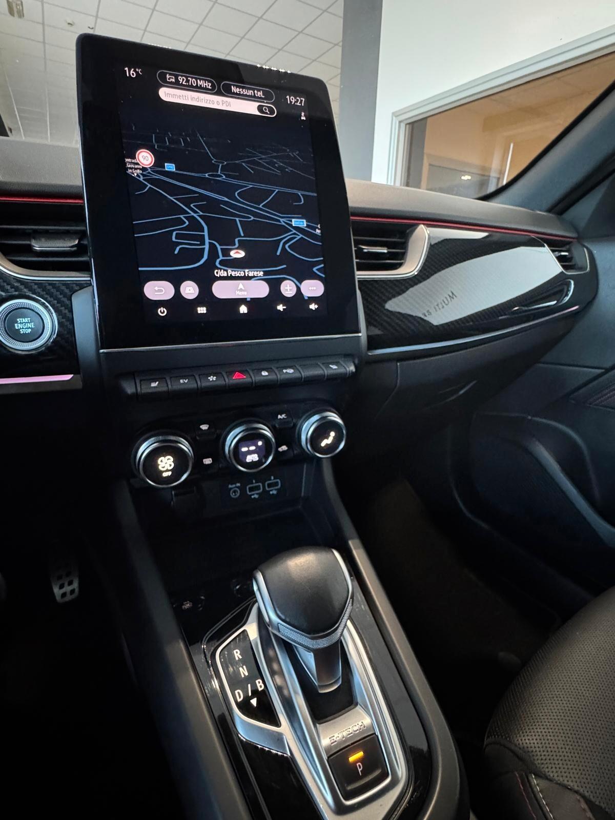 Renault Arkana Hybrid E-Tech 145 CV R.S. Line