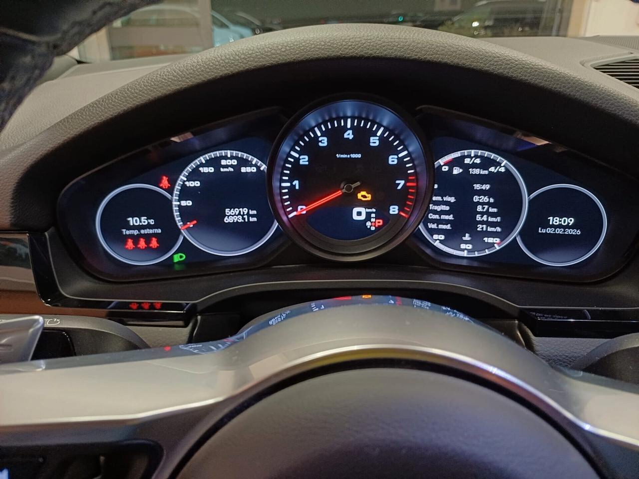 Porsche Cayenne 3.0 V6 Platinum Edition