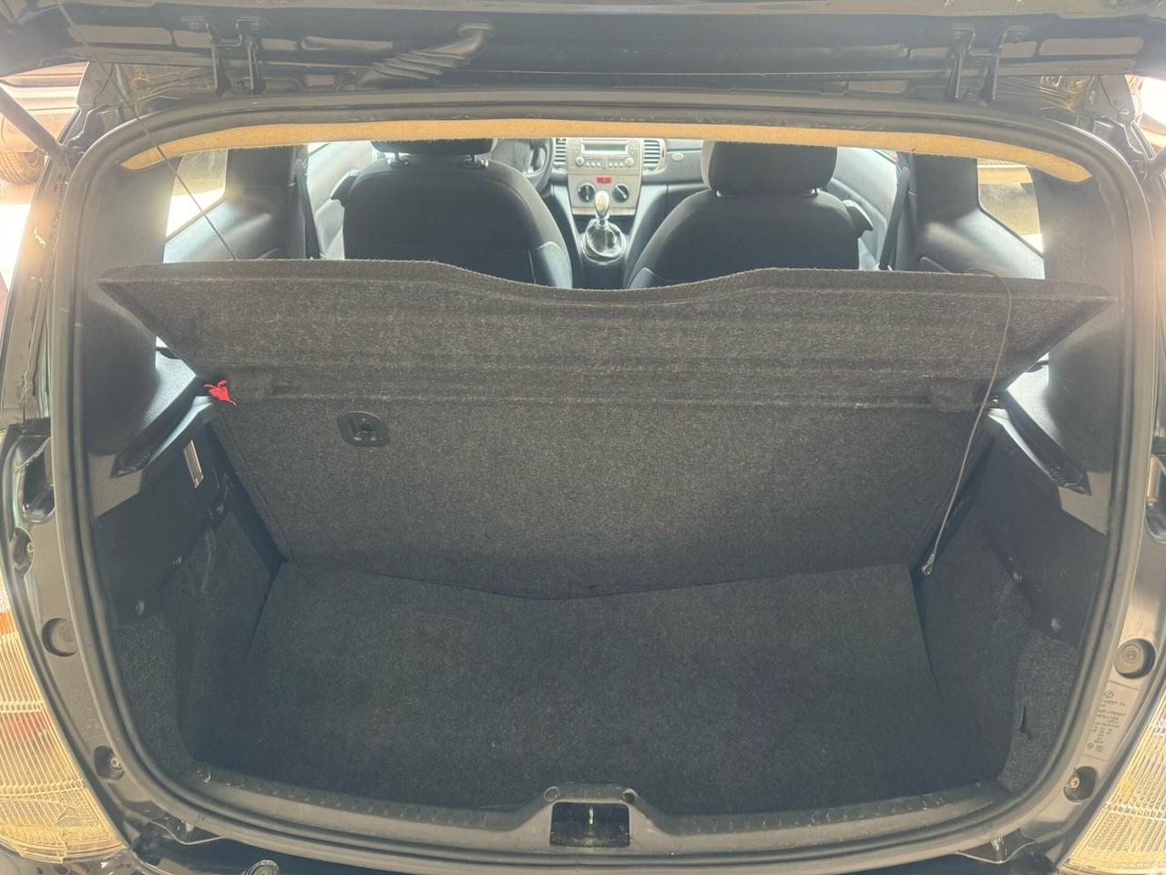 Lancia Ypsilon 1.2 Momo Design Full Opt