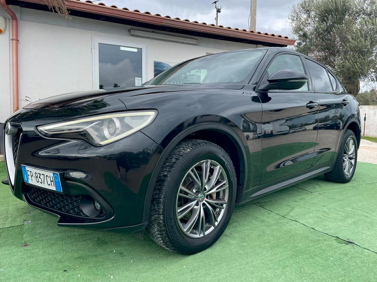 Alfa Romeo Stelvio 2.2 Turbodiesel 180 CV AT8 Q4 Executive - 2018