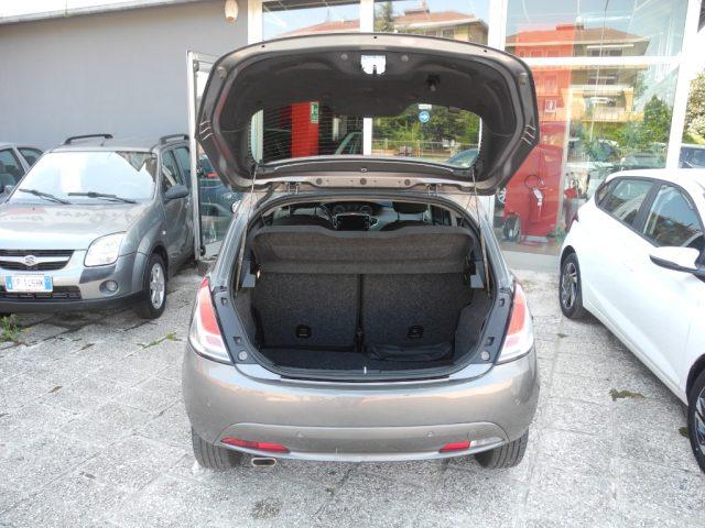 LANCIA Ypsilon 1.0 FireFly 5p. S&S Hybrid Gold - OK NEOPATENTATI