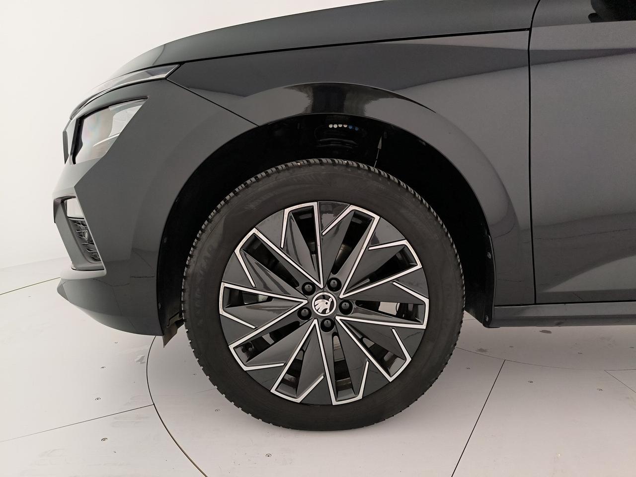 Skoda Kamiq 1.0 tsi black dots 115cv