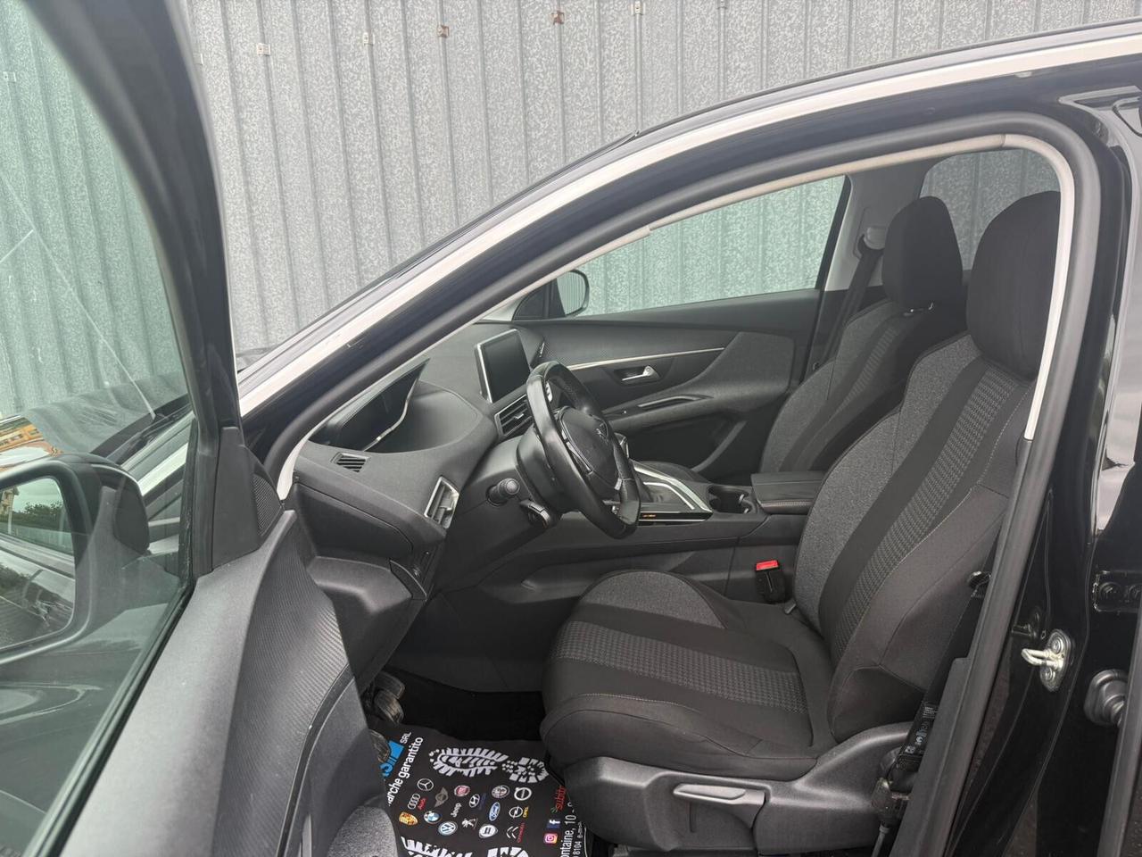 Peugeot 3008 cc1.6HDI 120CV MANUALE