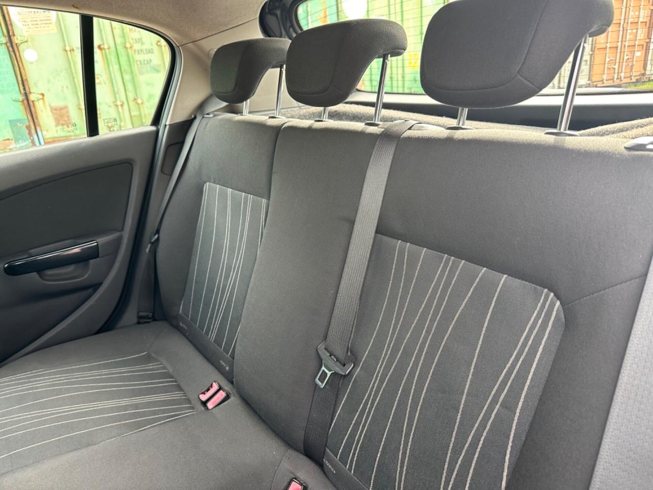 Opel Corsa 1.2 5 porte Club