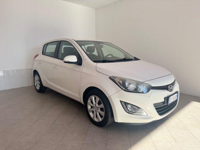 HYUNDAI i20 1.2 5p. Sound Edition