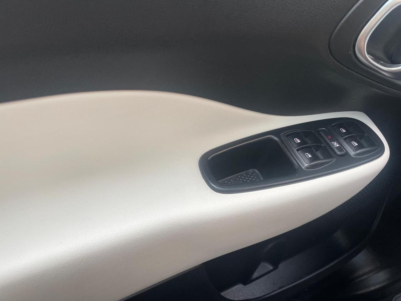 Fiat 500L 1.6 Multijet 105 CV Beats TREKKING