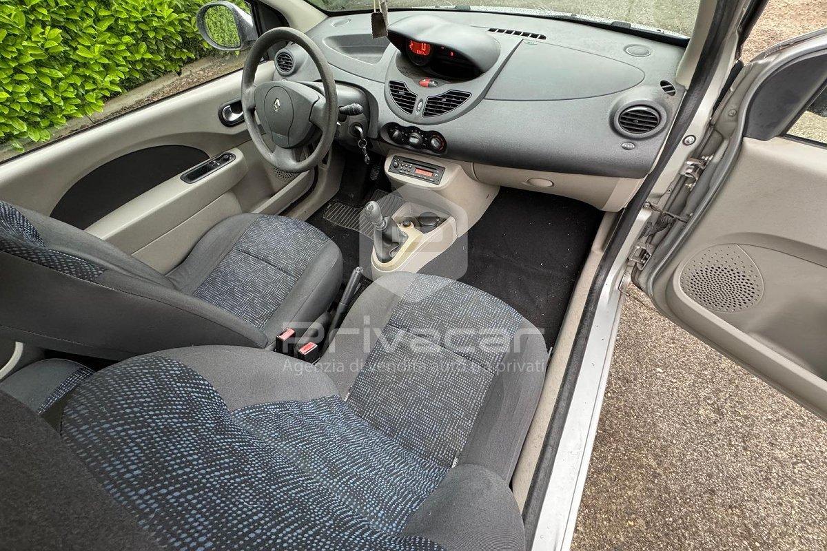 RENAULT Twingo 1.2 16V LEV Sport & Sound