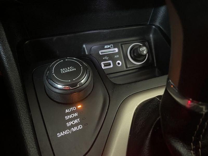 Jeep Cherokee 2.2 Mjt II 4WD Active Drive I Overland