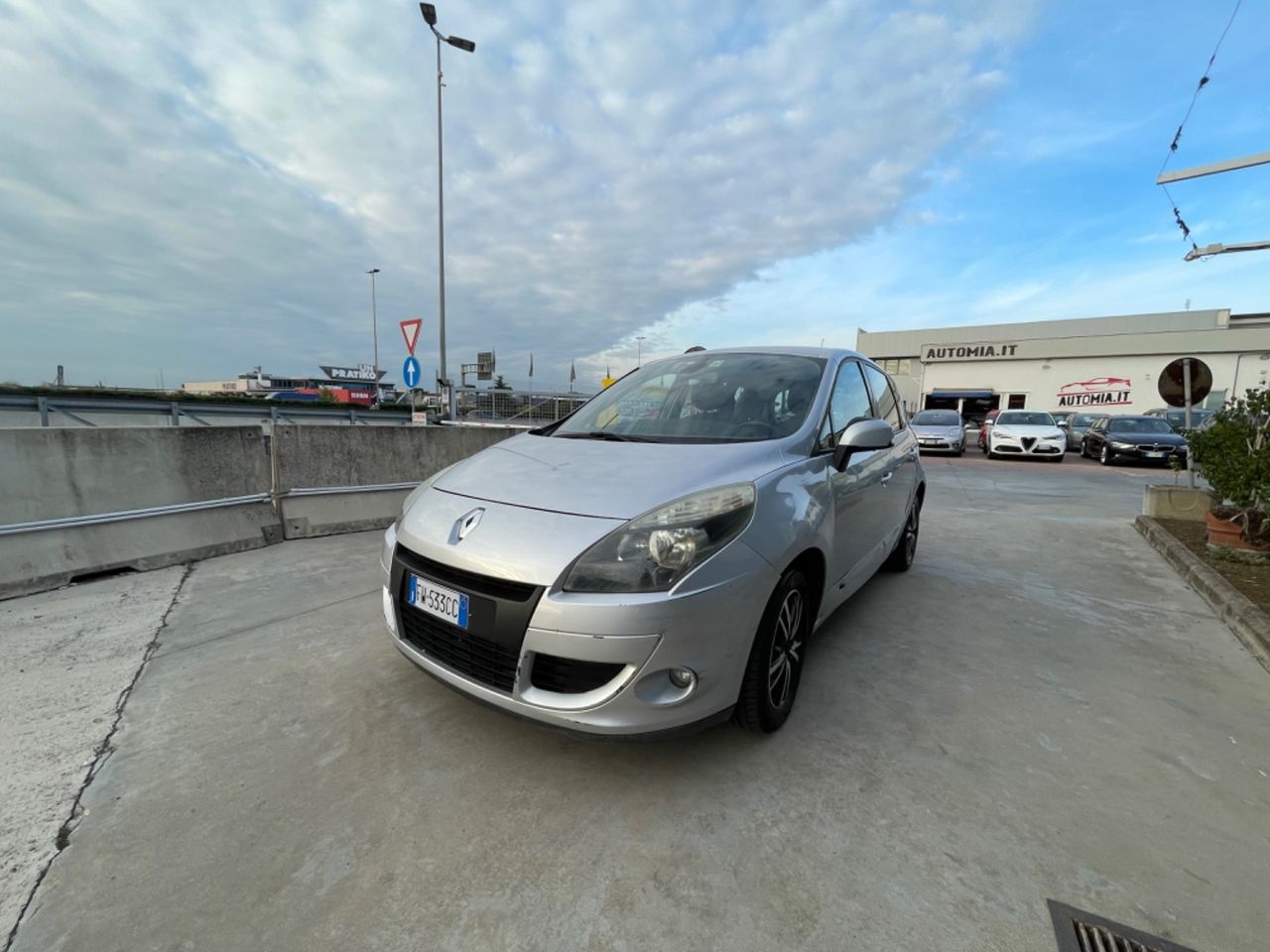 Renault Scenic X-Mod 1.9 dCi 130CV solo 120 mila km