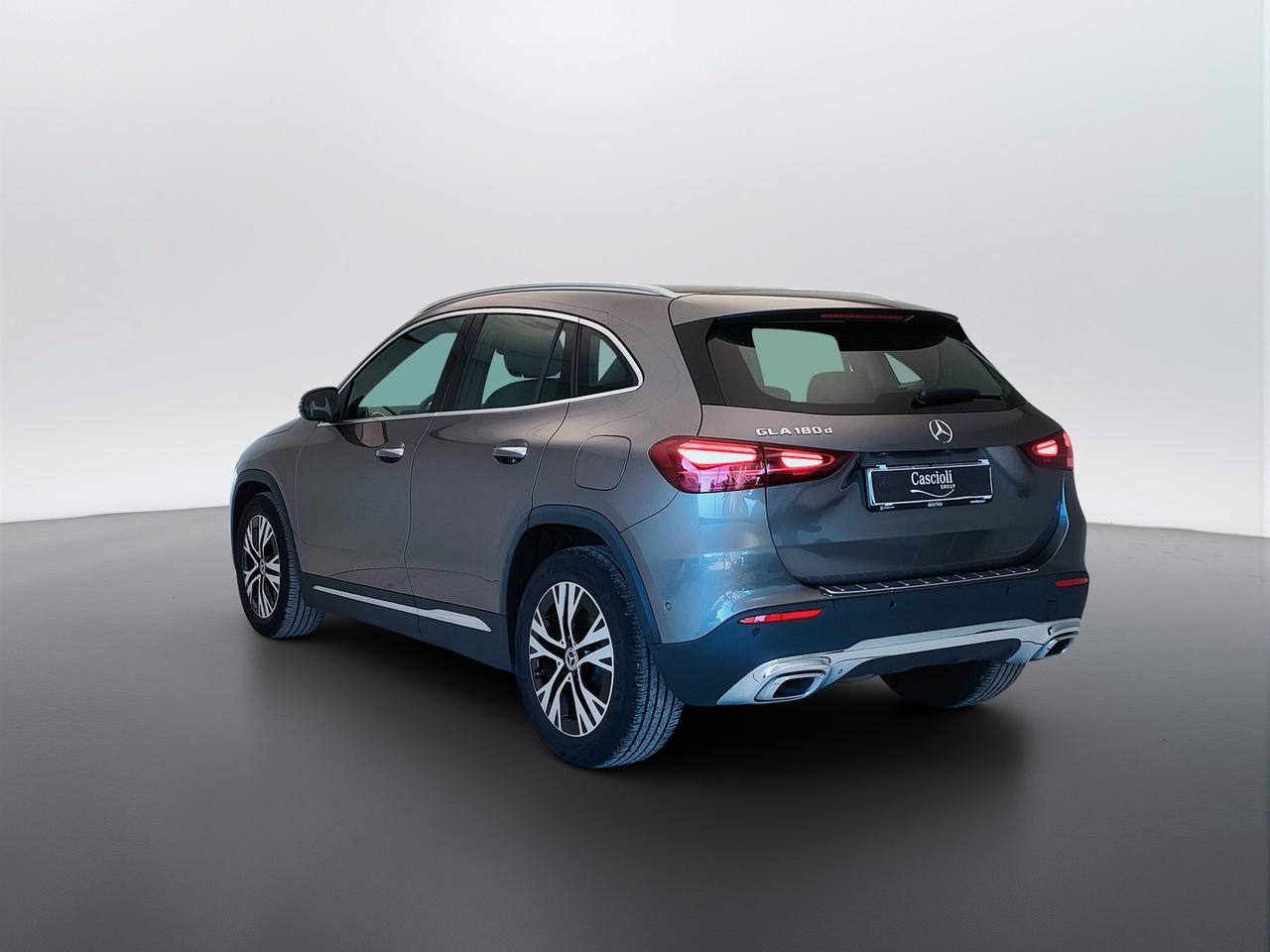 Mercedes-Benz GLA-H247 2023 - GLA 180 d Progressive Advanced Plus auto