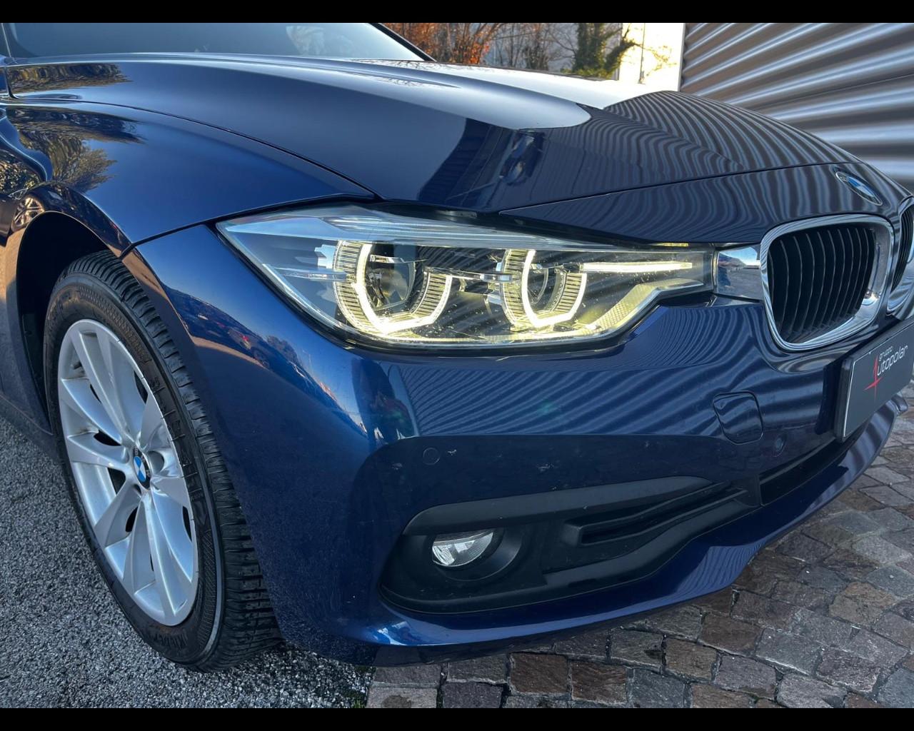 BMW 318d TOURING BUSINESS ADVANTAGE