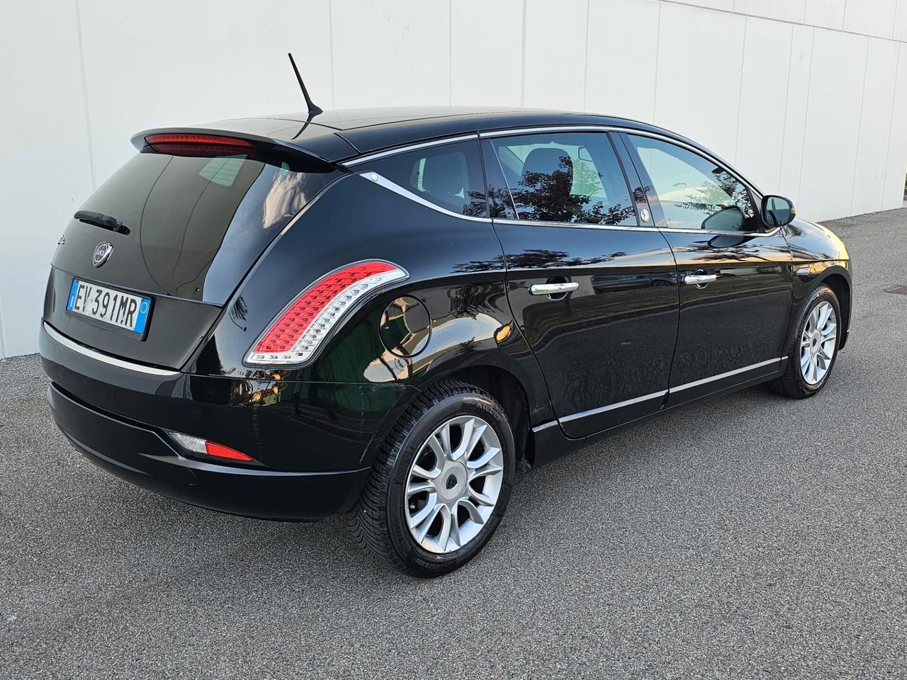 Lancia Delta 1.4 GPL