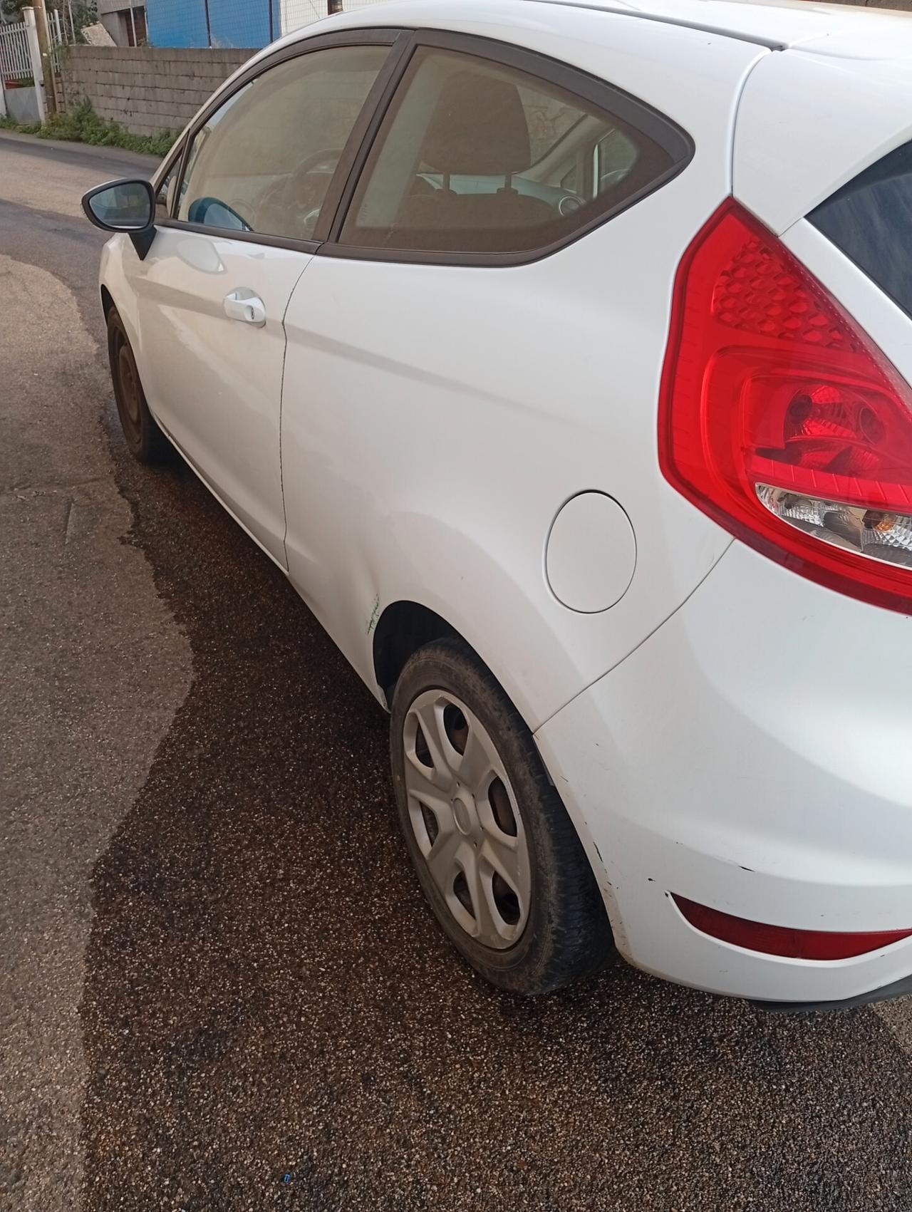 Ford Fiesta 1.2 16V 3p. Ghia