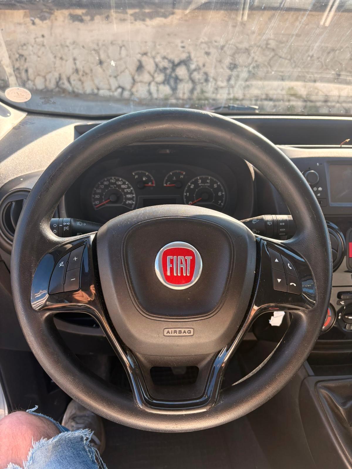 Fiat Qubo 1.3 MJT 80 CV Lounge