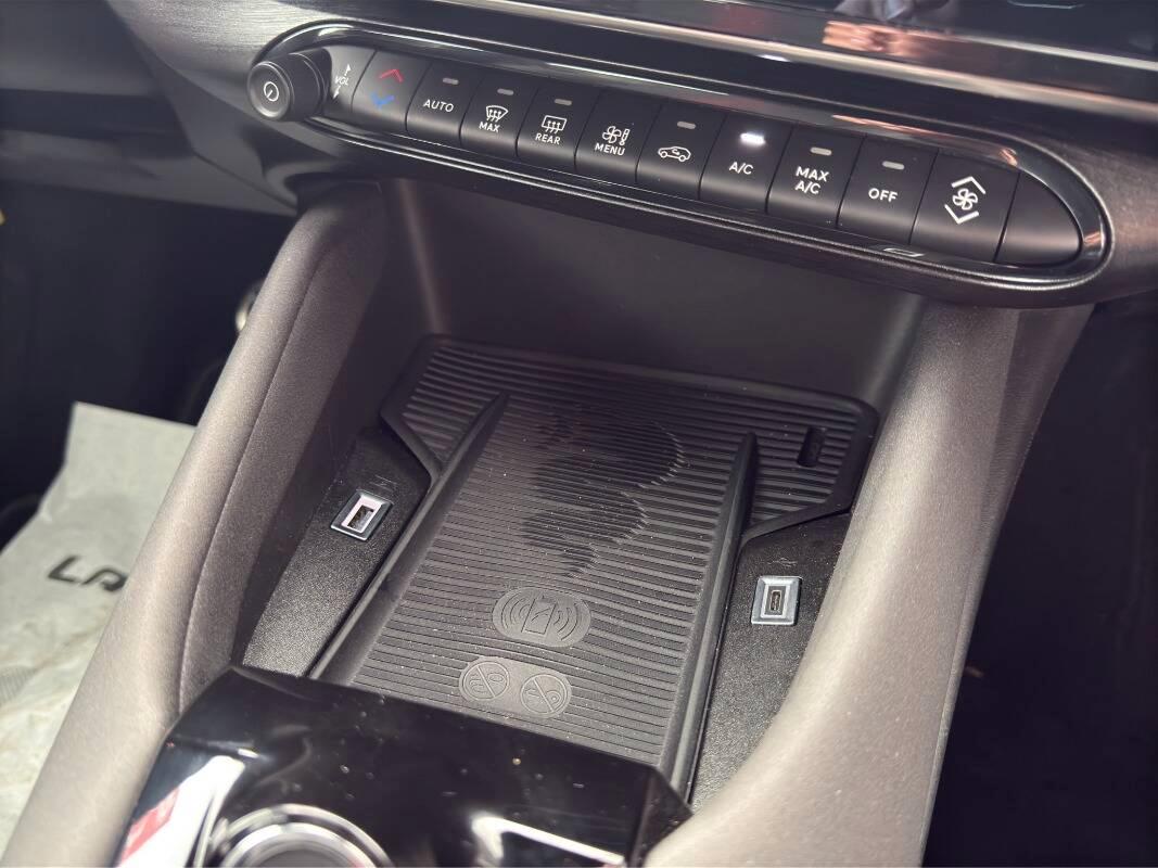 Alfa Romeo Junior 1.2 ibrida 145cv edct6 Con NAVIGATORE & TELECAMERA