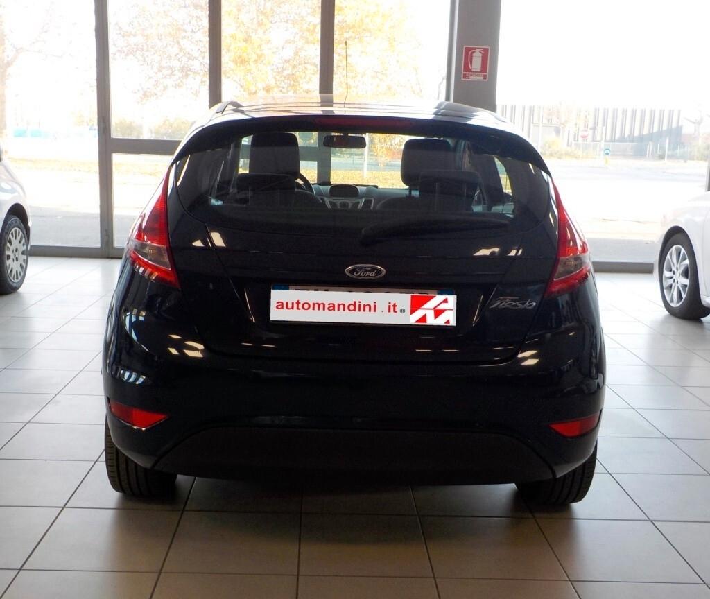 Ford Fiesta 1.2 60CV 5p. Titanium . Guidabile da neopatentati.