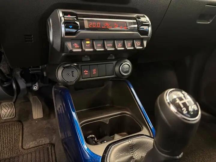 Suzuki Ignis 1.2 Hybrid Top