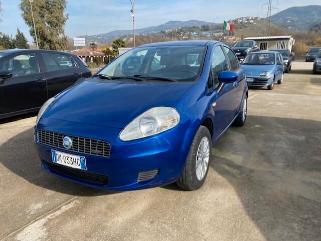 Fiat Grande Punto 1.3 MJT 75 CV 5 porte Dynamic