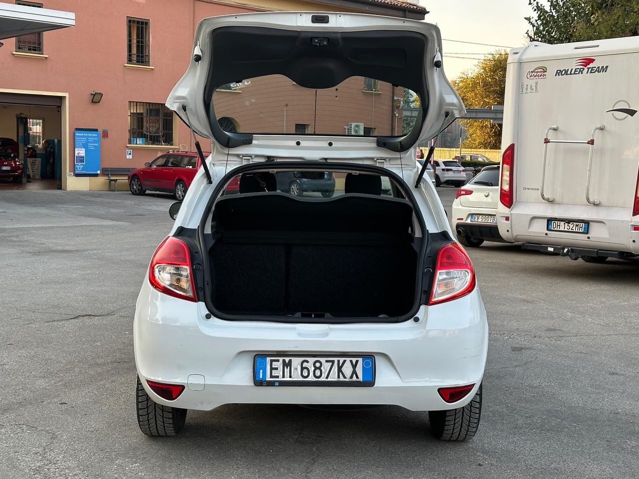 Renault Clio 1.2 16V 5 porte GPL Dynamique
