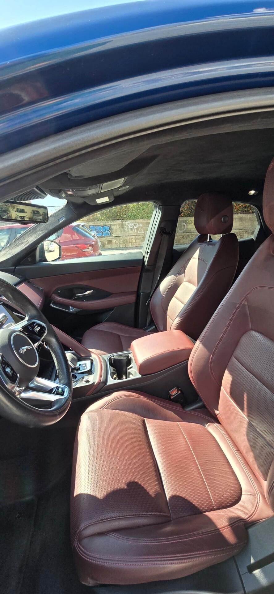 Jaguar E-Pace 2.0D I4 163 CV R-Dynamic