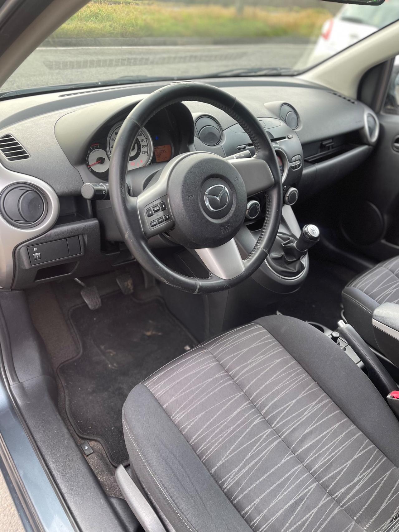 Mazda 2 1.3 16V 75CV 5p