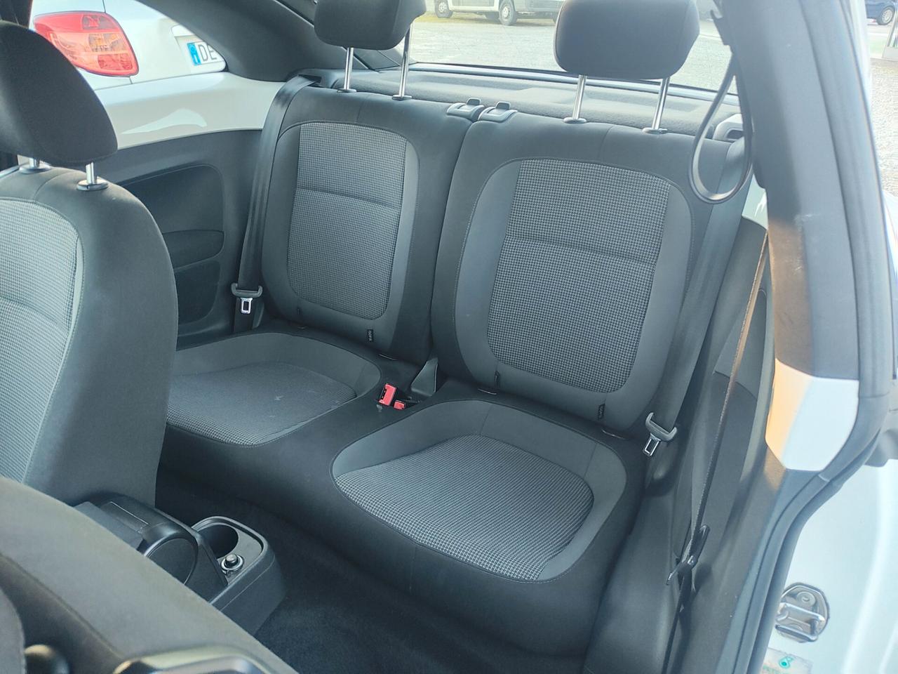 VOLKSWAGHEN MAGGIOLINO