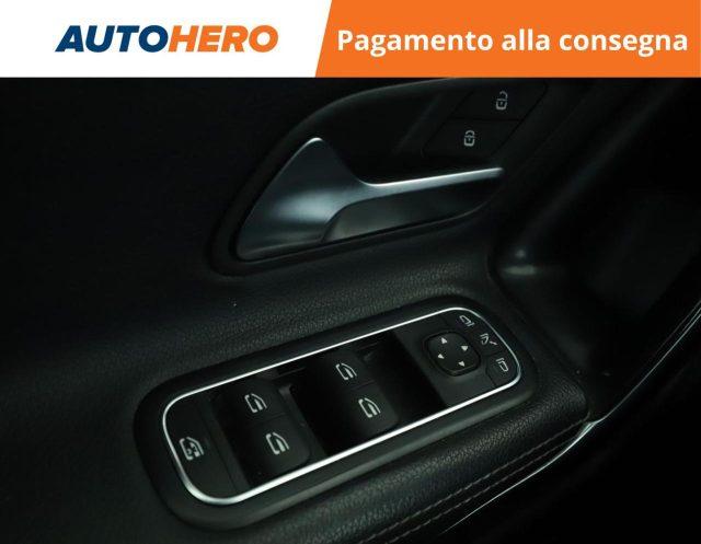 MERCEDES-BENZ A 200 Automatic Premium