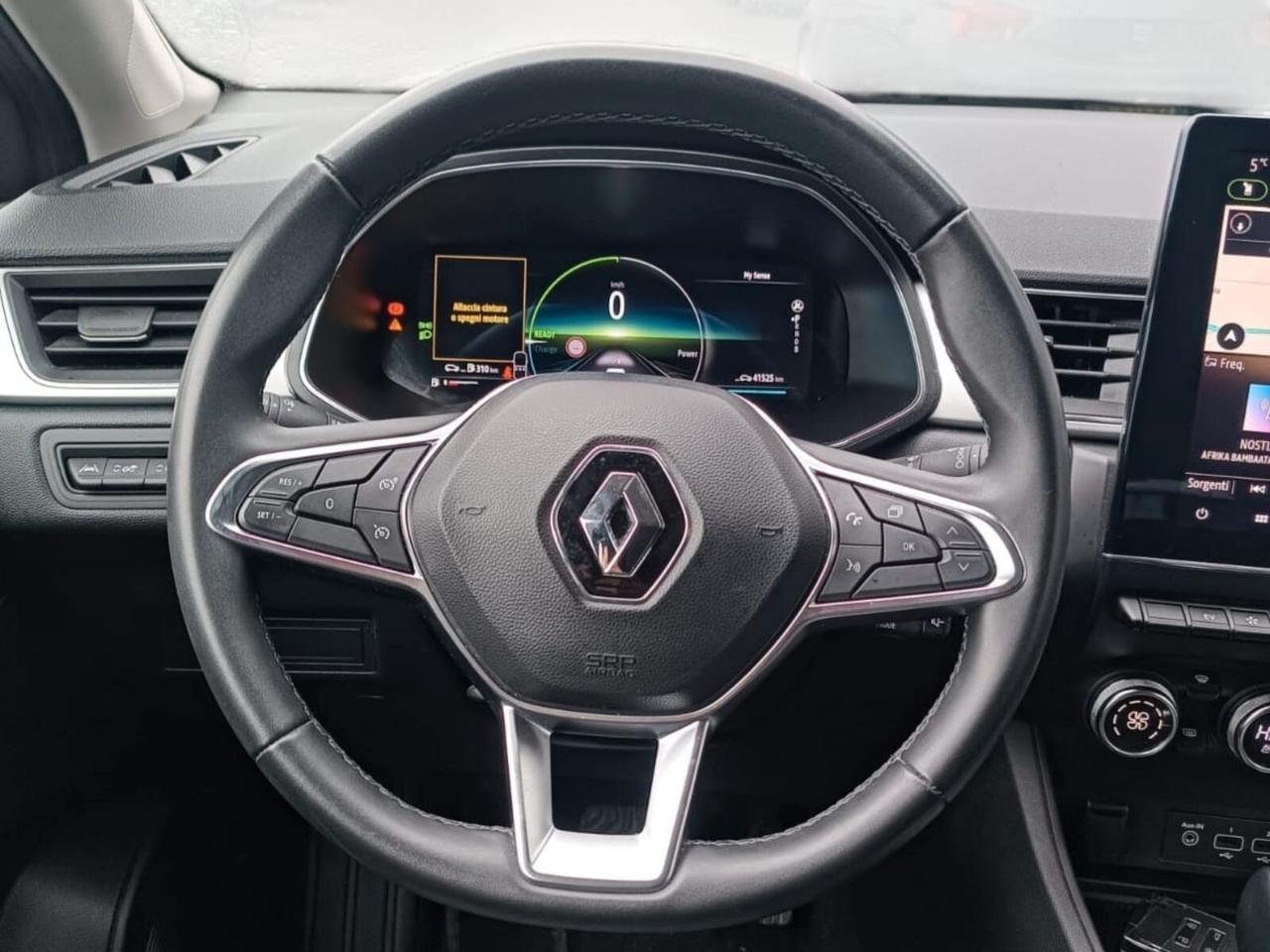 Renault Captur 1.6 E-Tech hybrid Techno Fast Track 145cv auto