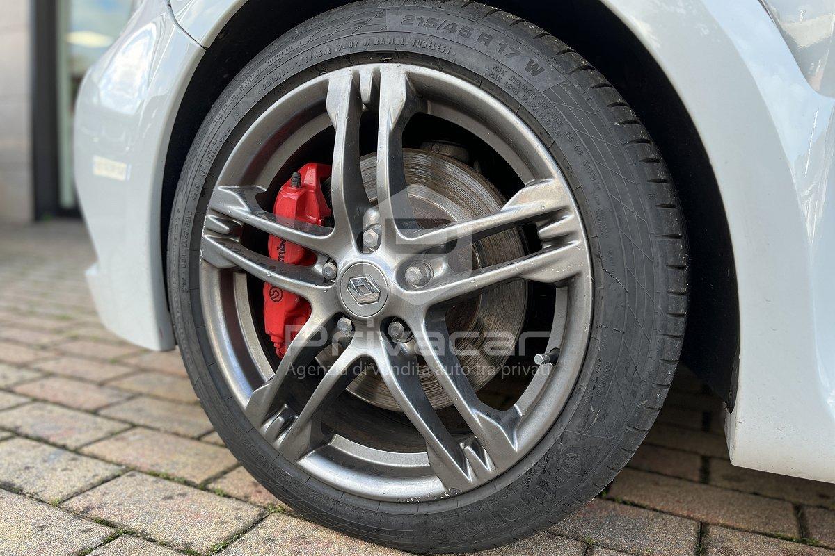 RENAULT Clio 2.0 16V 203CV 3 porte RS