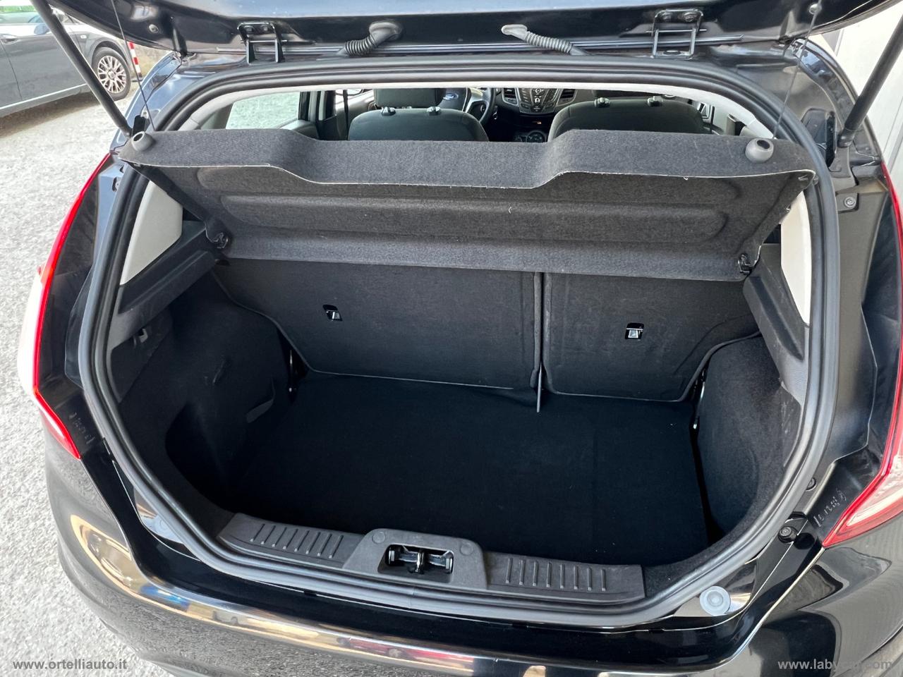 FORD Fiesta Plus 1.5 TDCi 75 CV 5p. IVA DEDUCIBILE