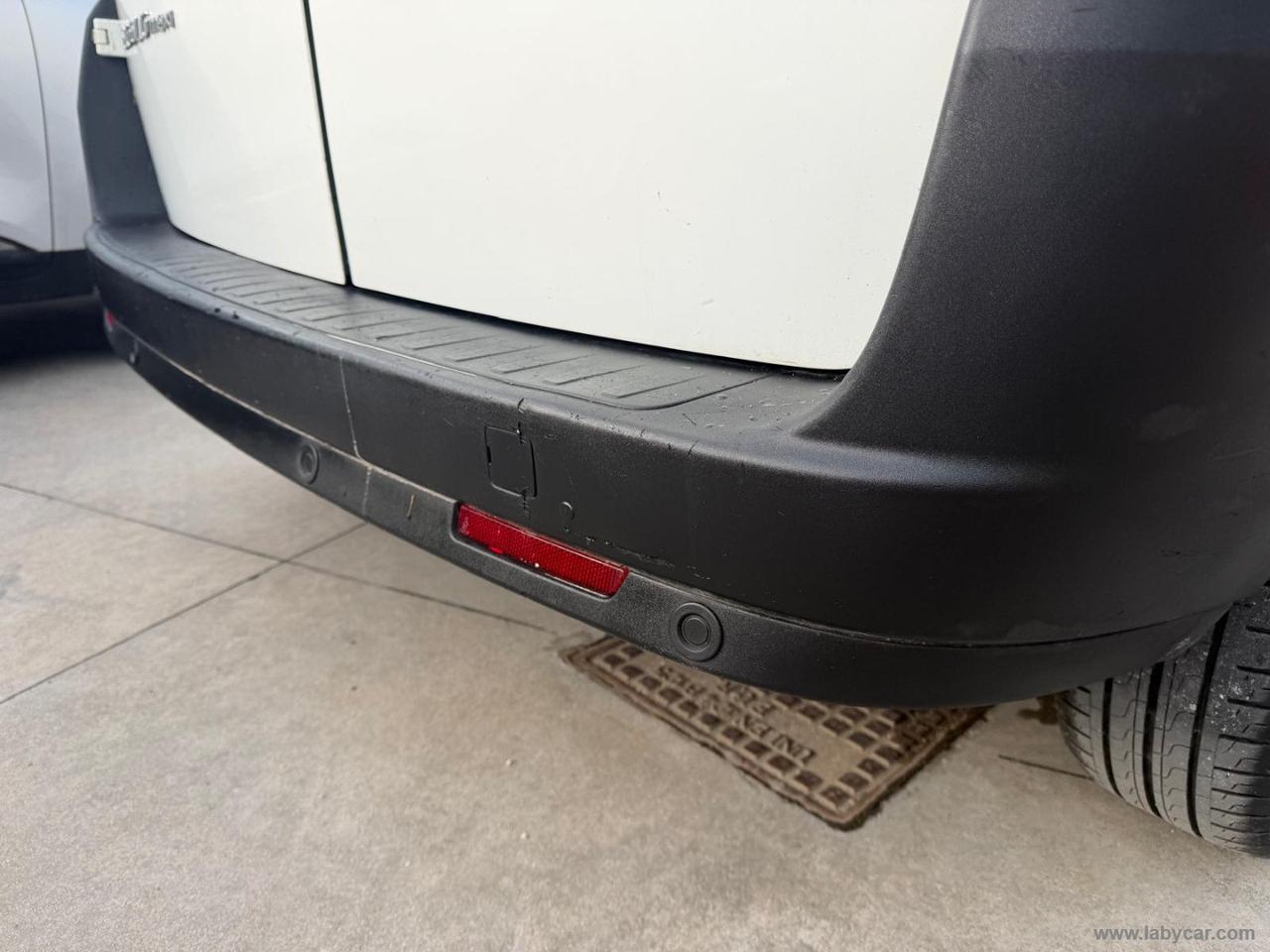 Doblò 1.6MJT 120 PL-TN Cargo Maxi Lam.