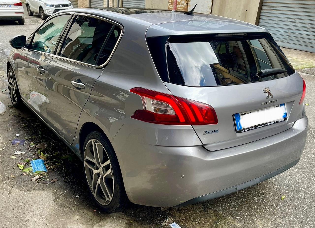 Peugeot 308 1.6 e-HDi 115 CV Allure