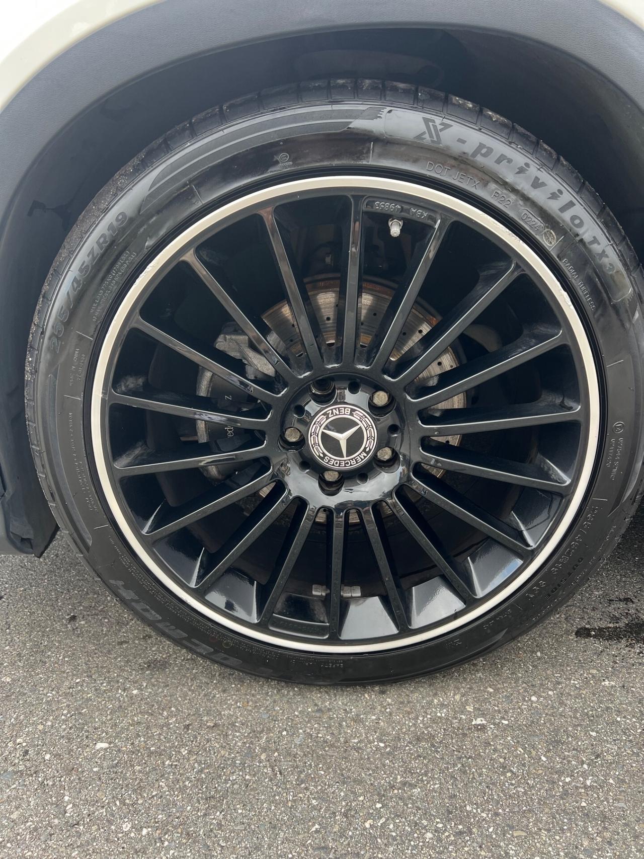 Mercedes-benz GLA 200 AMG Premium