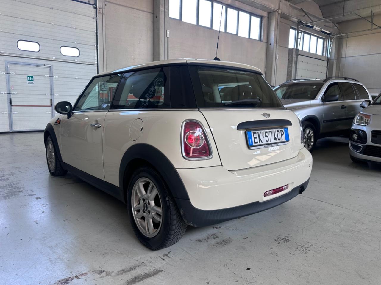 Mini 1.6 16V One (55kW)